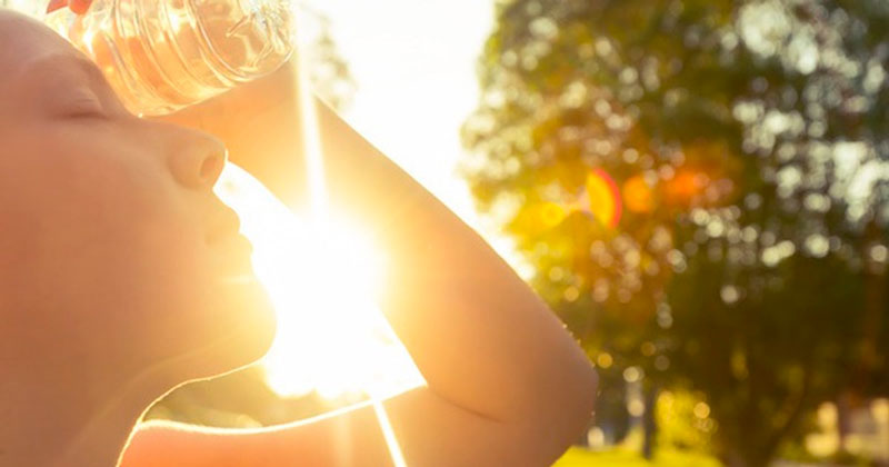 Làm gì khi bạn bị nám da tay? 2