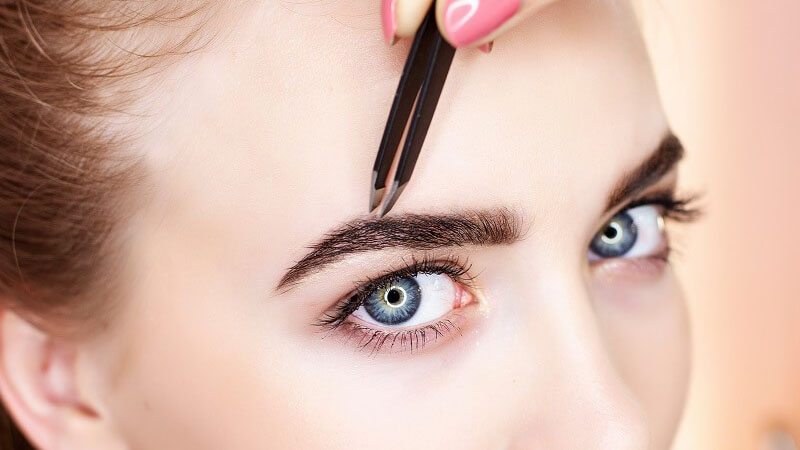 Lông mày mọc ngược là gì? Làm sao xử lý? 4