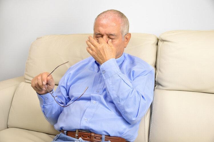 luu-y-khi-lua-chon-thuoc-bo-cho-nguoi-gia 2.jpg