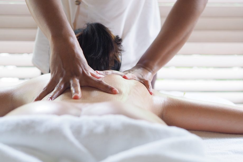Massage Yoni là gì? Hướng dẫn massage Yoni đúng cách cho phái nữ 5
