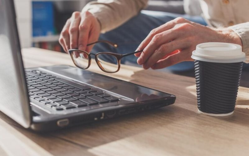 mat-bi-can-0-75-do-co-nen-deo-kinh-khong 3.jpg