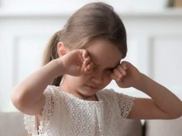 Mắt có màng nhầy màu trắng: nguyên nhân và cách khắc phục 3