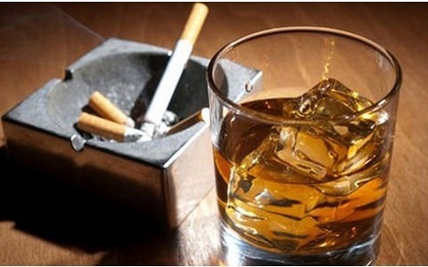 mat-ngu-o-nguoi-tre-do-dau-phai-lam-sao 2.jpg