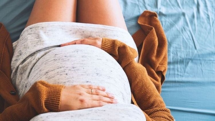 Mẹ bầu mang thai 34 tuần ra dịch màu nâu có sao không? 2