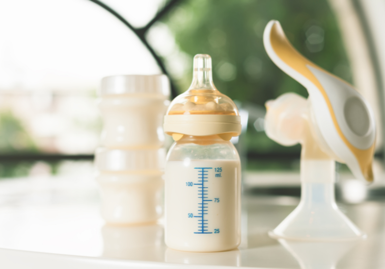 Mẹ bị thủy đậu có cho con bú được không? 2