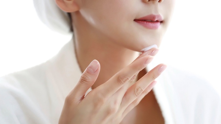 Mọc mụn ở cằm: Nguyên nhân và cách điều trị hiệu quả 2