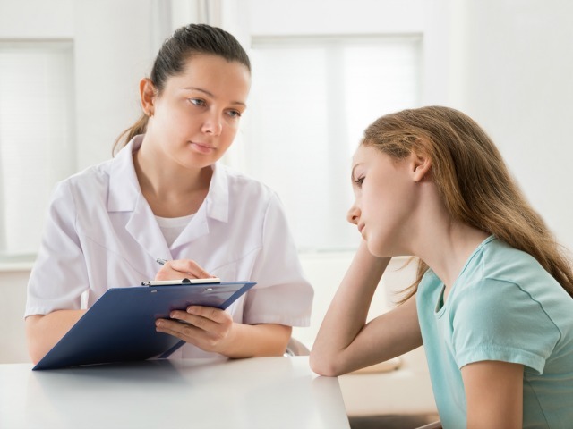 Dấu hiệu dậy thì ở nữ giới ở sự phát triển của thể chất và tinh thần 2 Kinh nguyệt là dấu hiệu dậy thì đặc trưng ở nữ giới 4