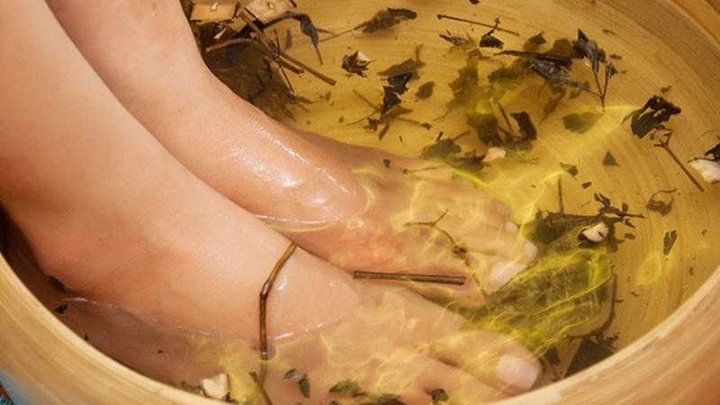 Ngâm chân nước nóng trước khi ngủ thế nào cho đúng? 3