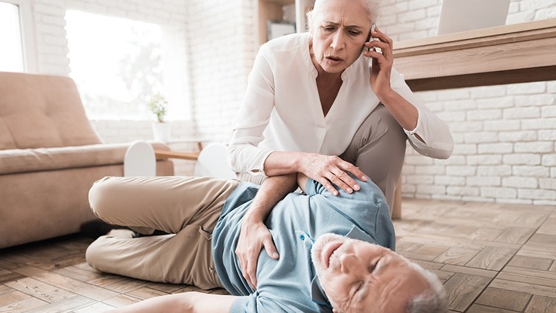 Người có nguy cơ đột quỵ, tắc mạch do cục máu đông cần làm gì? 1