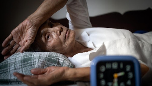 Nguyên nhân gây mất ngủ tuổi 50 và giải pháp 1