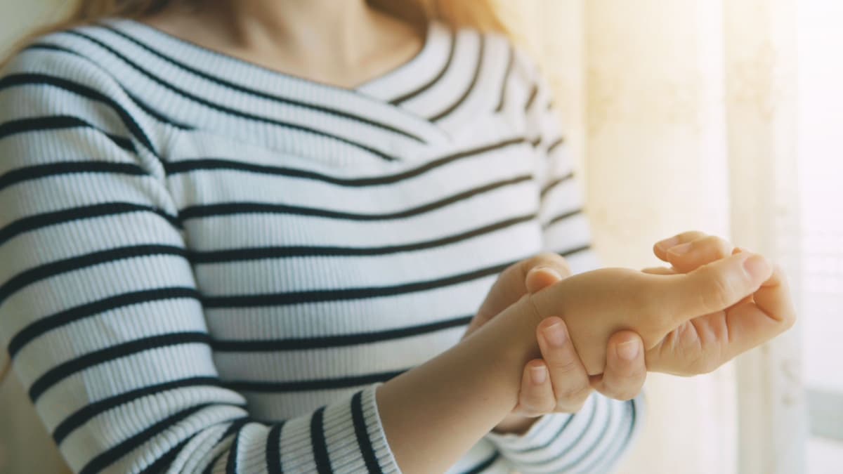 Emu Oil là gì? Tác dụng của Emu Oil trong làm đẹp 4