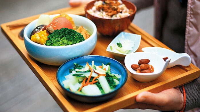 nhai-khong-ky-gay-anh-huong-den-tieu-hoa-nhu-the-nao 2.jpg