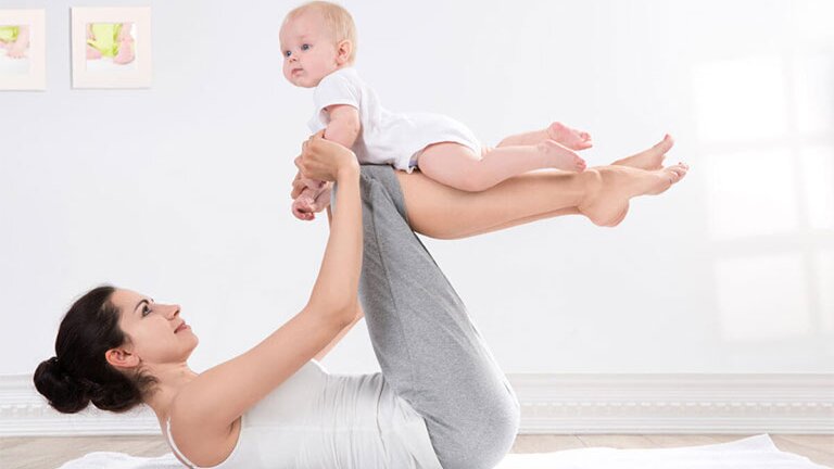 nhung-bai-tap-giam-dau-lung-sau-sinh-mo-don-gian-hieu-qua 1.jpg