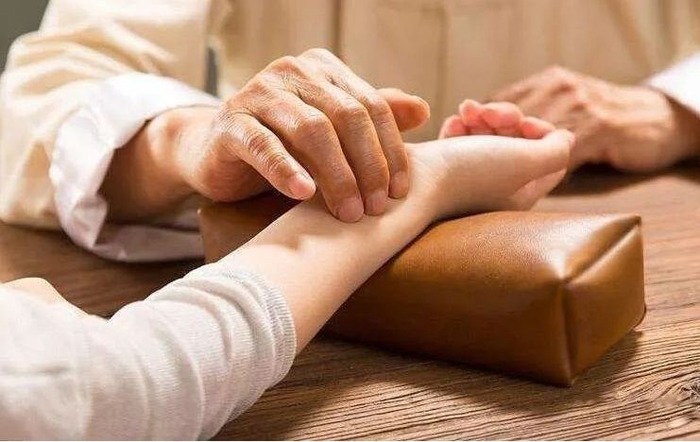 Những điều cần biết về các loại mạch trong Đông y và phương pháp chẩn mạch 1