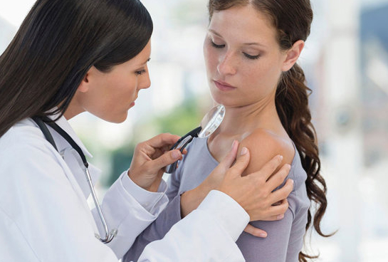 Những nguyên nhân gây ngứa ngứa chân tay về đêm 5