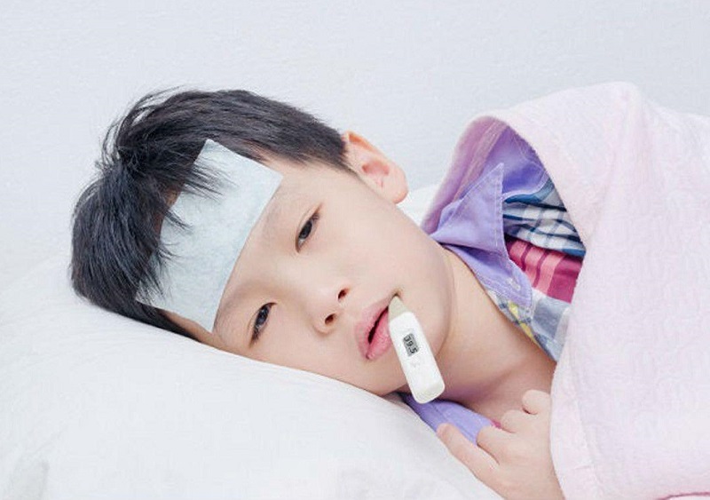 Những triệu chứng COVID ở trẻ em mà ba mẹ cần biết 2