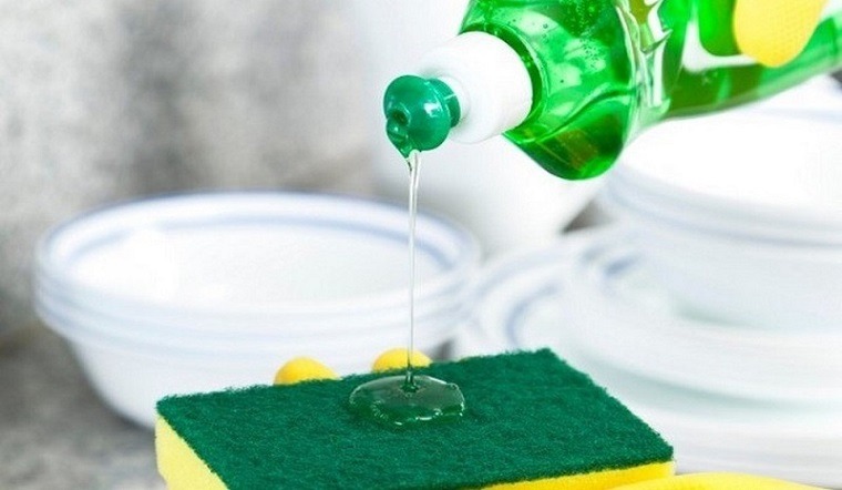 nuoc-rua-bat-co-doc-hai-khong 1.jpg