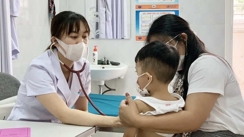 Tìm hiểu phác đồ điều trị tay chân miệng Bộ Y tế 3