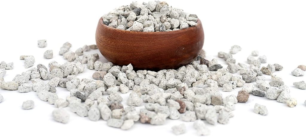 Pumice là gì? Công dụng của Pumice trong sản xuất mỹ phẩm.3