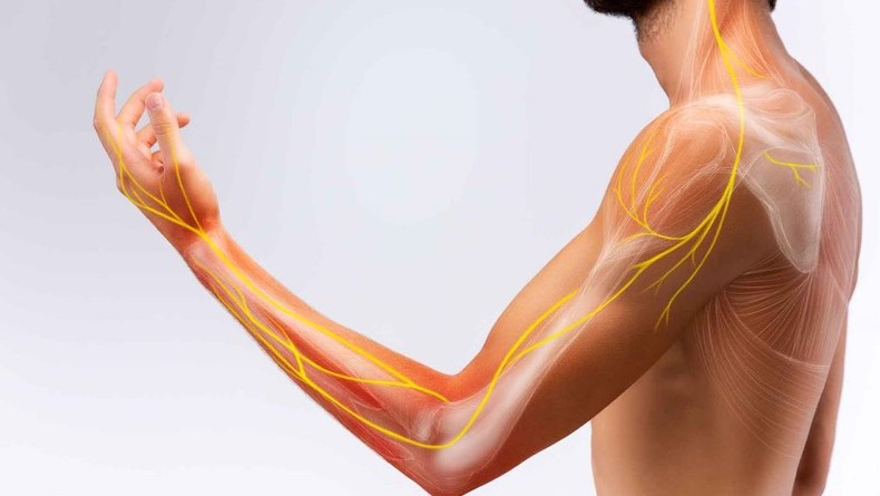 Quy trình khám cơ lực giúp đánh giá, định hướng nguyên nhân gây liệt ở người bệnh 2