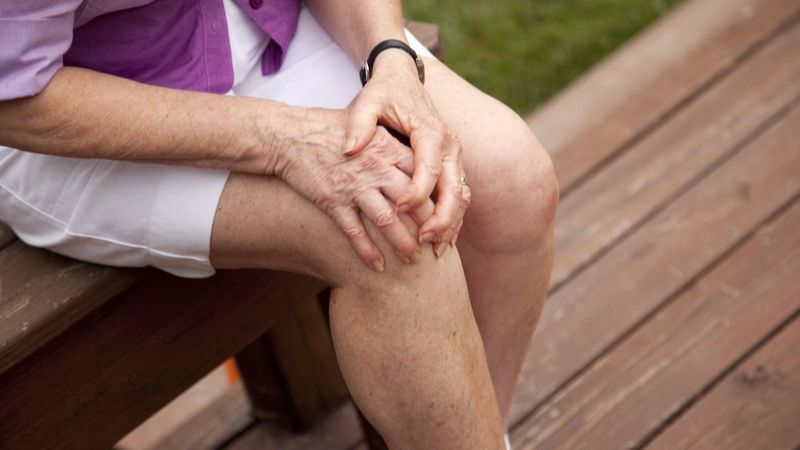 Rách sừng sau sụn chêm trong là gì và phương pháp điều trị 2