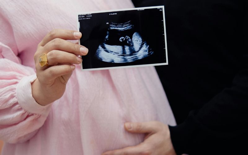 Kể cả khi xét nghiệm sàng lọc nguy cơ thấp các thai phụ vẫn phải siêu âm định kỳ để theo dõi sát sự phát triển của thai nhi