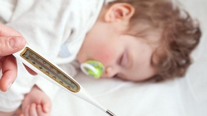 Sau khi tiêm vacxin cúm có uống thuốc được không? Cách chăm sóc sau tiêm 1