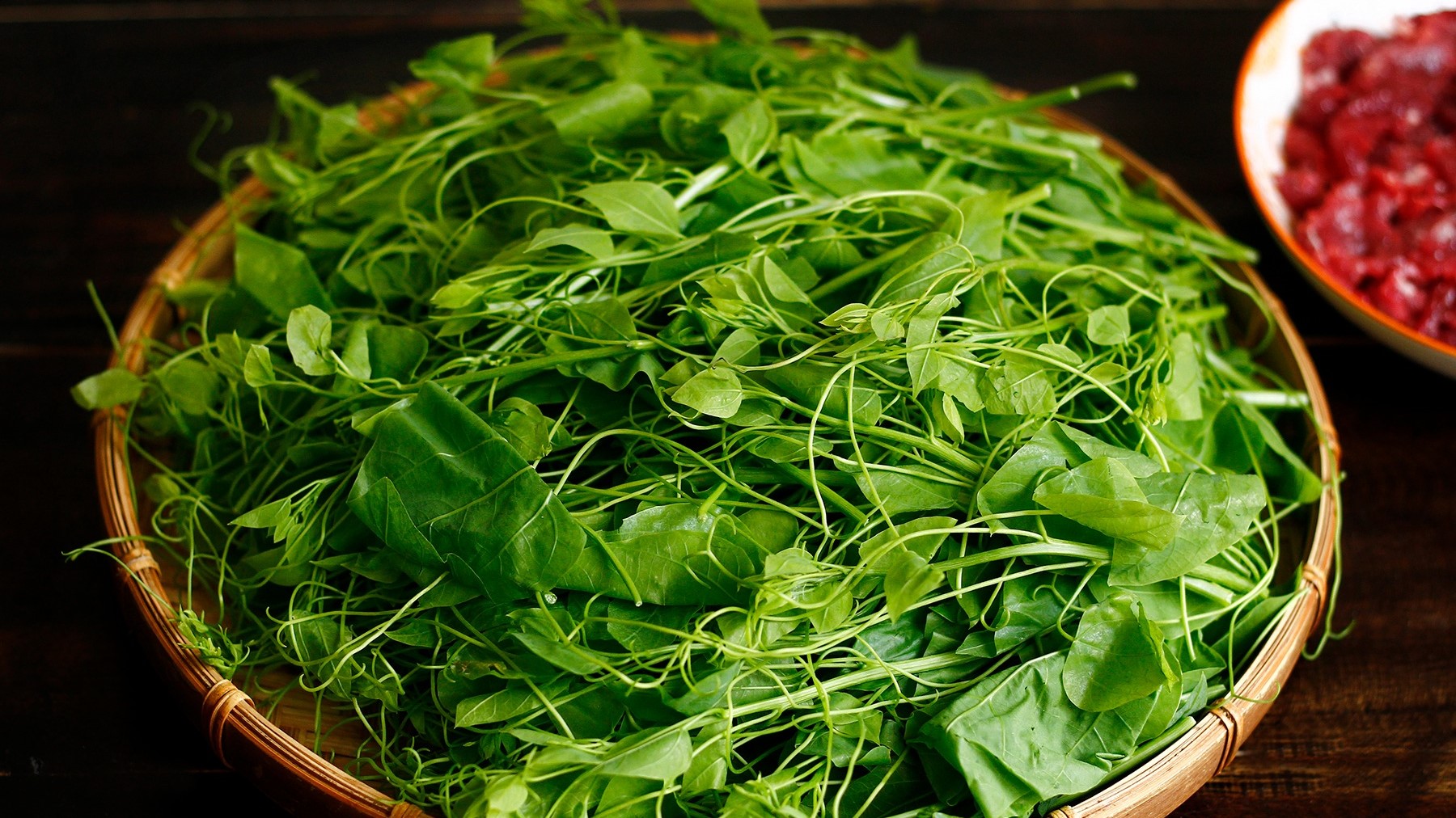 Rau bò khai là gì? Sau sinh có ăn được rau bò khai không?