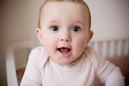 bo-sung-canxi-cho-tre-cham-moc-rang-co-can-thiet 1.jpg