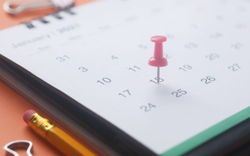 Bạn có thể đặt lịch khám trước để quá trình khám cho trẻ diễn ra nhanh chóng và đỡ tốn thời gian chờ đợi