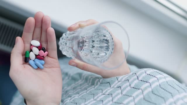 sau-khi-uong-thuoc-tri-hp-co-met-khong 2.jpg