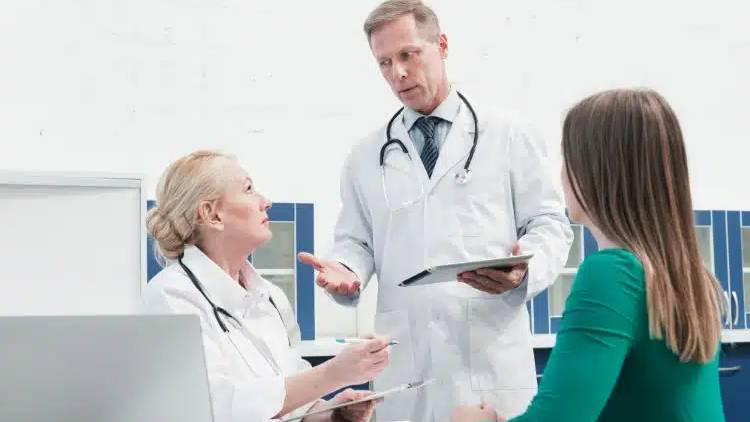 Ung thư phổi giai đoạn đầu sống được bao lâu? Các yếu tố ảnh hưởng đến thời gian sống của bệnh nhân 4