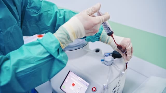 uu-va-nhuoc-diem-cua-phuong-phap-ghep-te-bao-goc-dong-loai 1.jpg