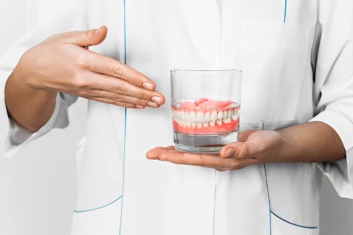 Ưu và nhược điểm hàm tháo lắp nhựa dẻo 2