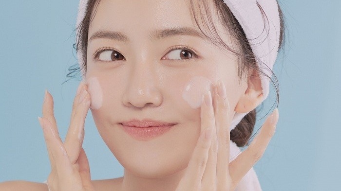 Sữa rửa mặt Dermacos thật giả phân biệt như thế nào? 1