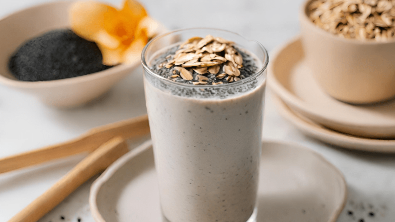 Sữa yến mạch mè đen: Thức uống dinh dưỡng cho sức khỏe