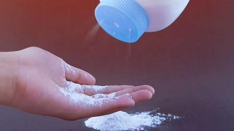 Tham khảo những cách trị hôi nách bằng phấn rôm hiệu quả 1