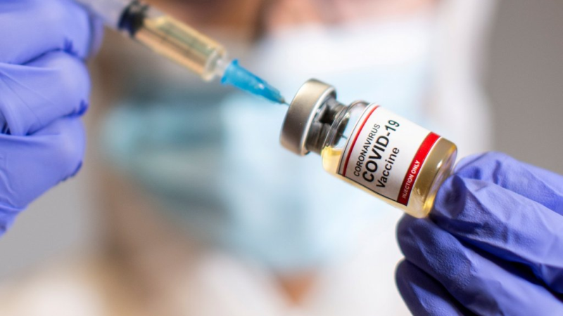 Tầm quan trọng của việc tiêm vắc xin COVID-19 ở người bị viêm gan B mạn tính 1