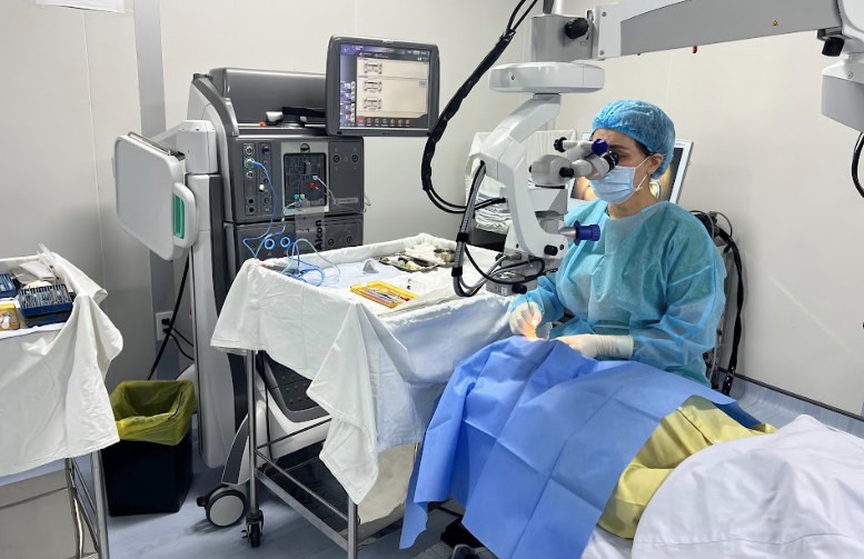 Tăng sinh dịch kính võng mạc có nguy hiểm không? 4