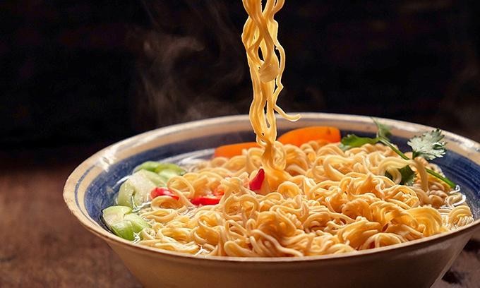 tay-not-ruoi-co-an-duoc-mi-tom-khong-nhung-thu-can-kieng-sau-khi-tay-not-ruoi 3