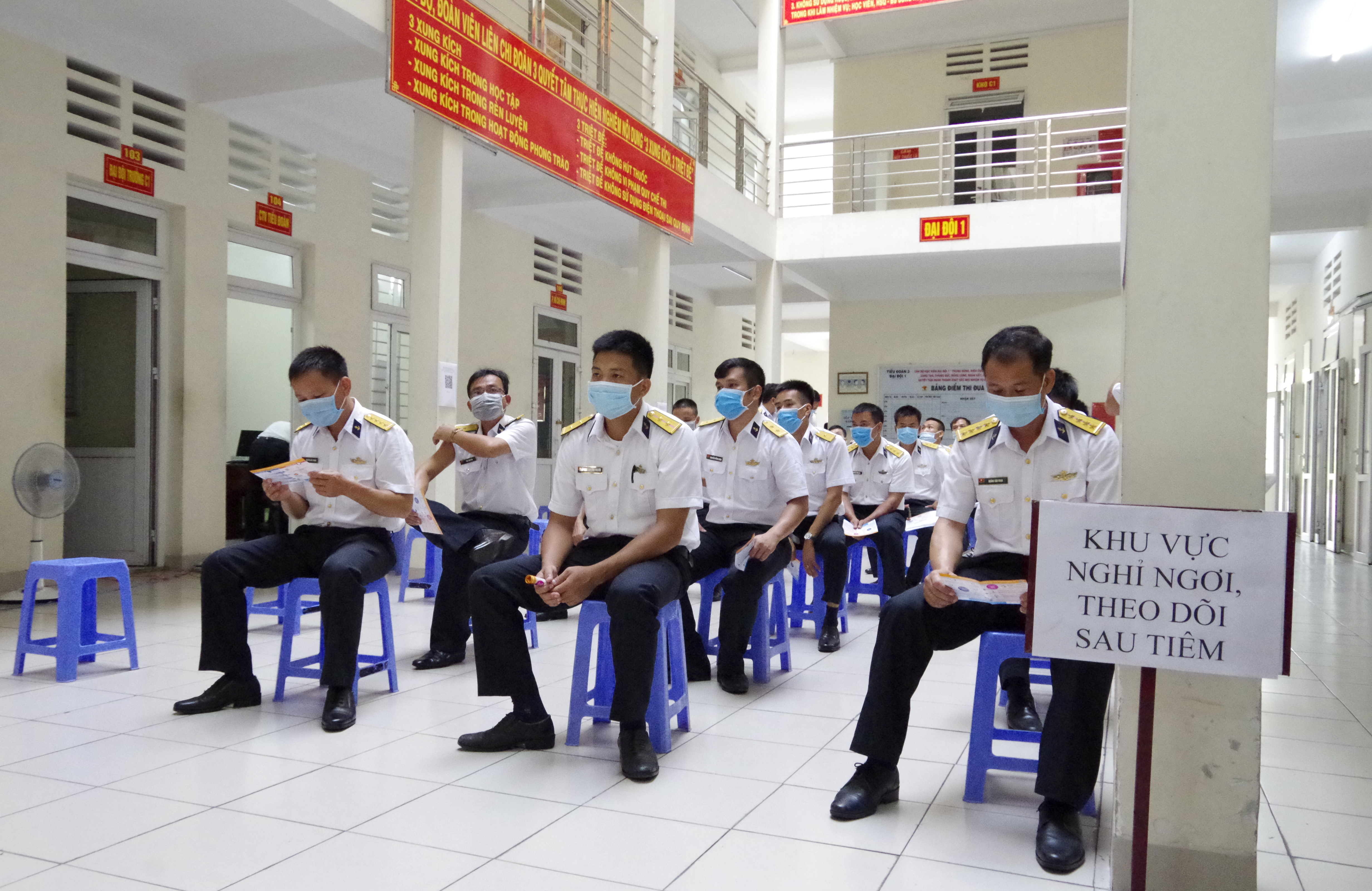 thoi-gian-tiem-mui-2-pfizer-ma-ban-nen-biet 4.jfif