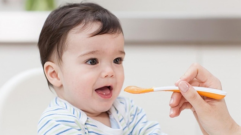 Thực đơn ăn dặm cho bé 6 tháng kiểu truyền thống 1