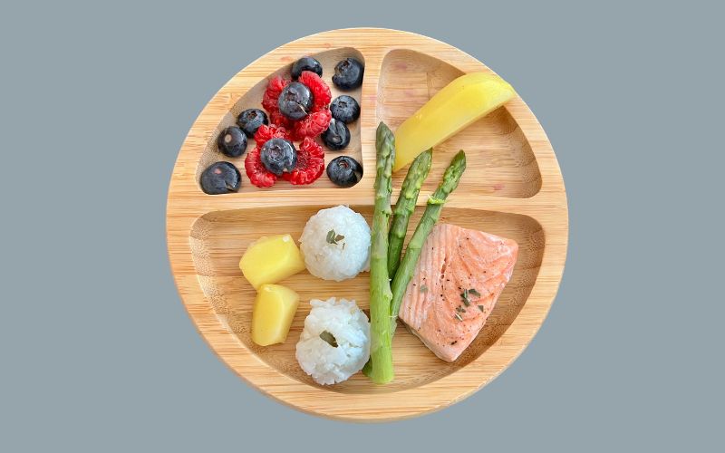 Thực đơn cho bé 1 tuổi ăn cơm mau lớn, khỏe mạnh 3