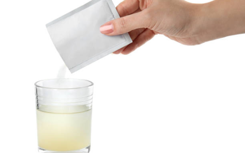 Thuốc kháng sinh dạng bột pha nước thường được chỉ định cho trẻ em để dễ sử dụng