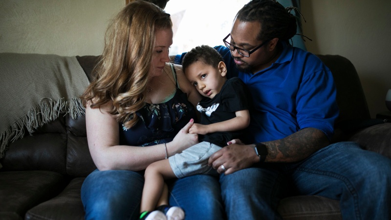 Tìm hiểu về thuốc điều trị teo cơ tủy Zolgensma 3