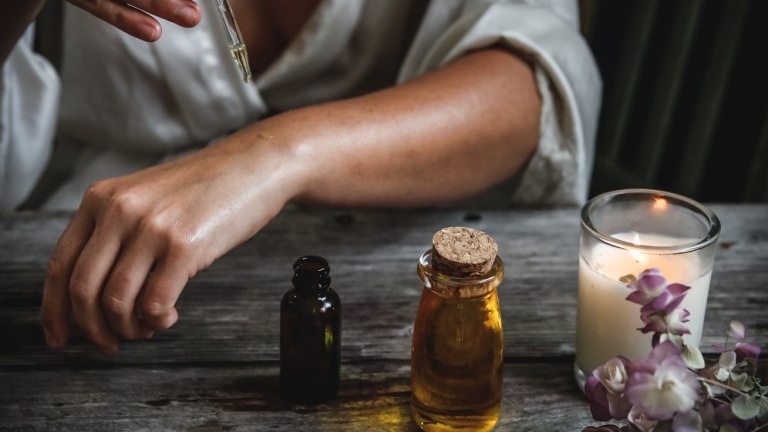 Gợi ý tinh dầu tốt cho sức khỏe không thể bỏ qua 1