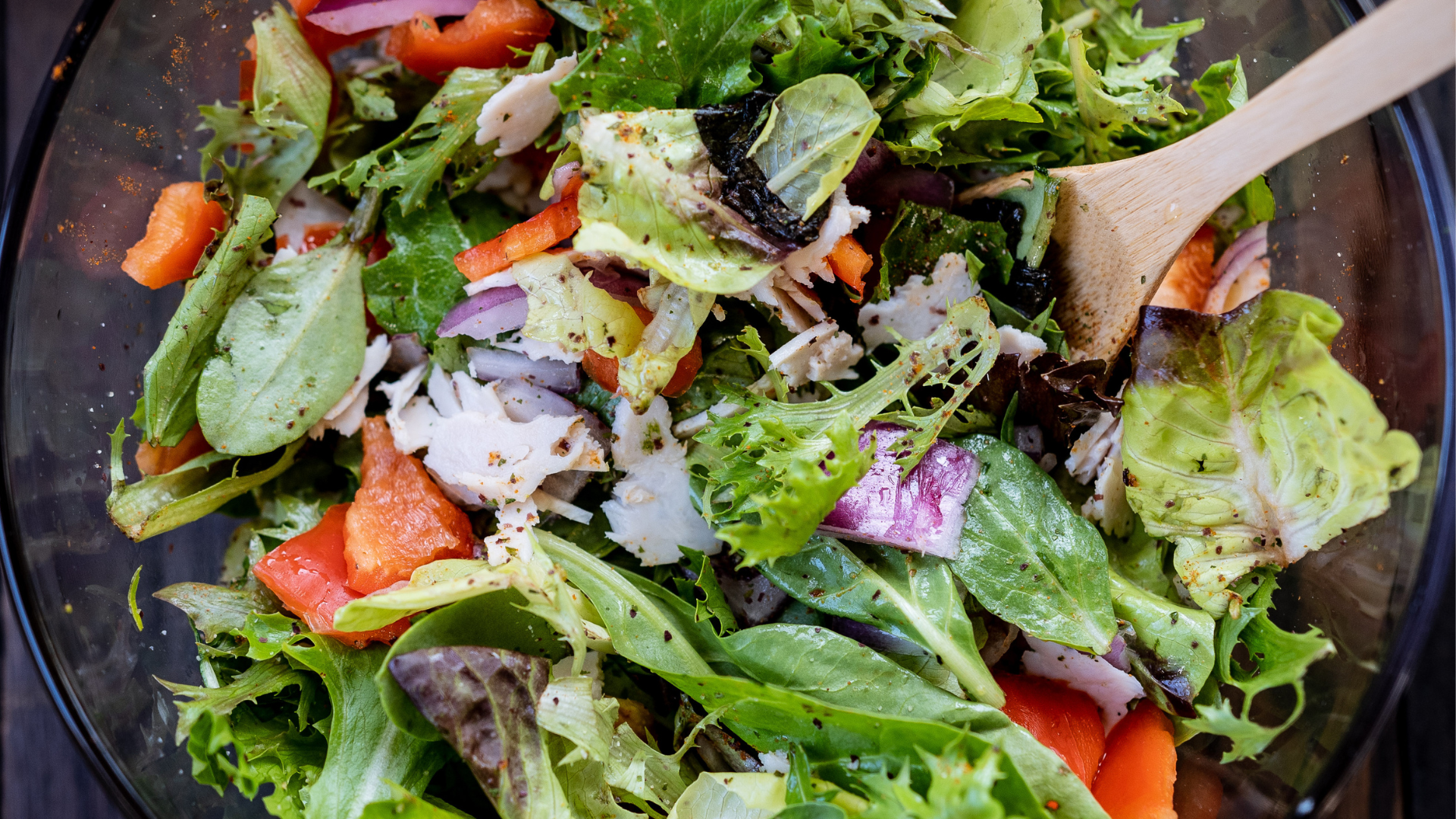 Gợi ý các loại rau làm salad tốt cho sức khỏe tổng thể