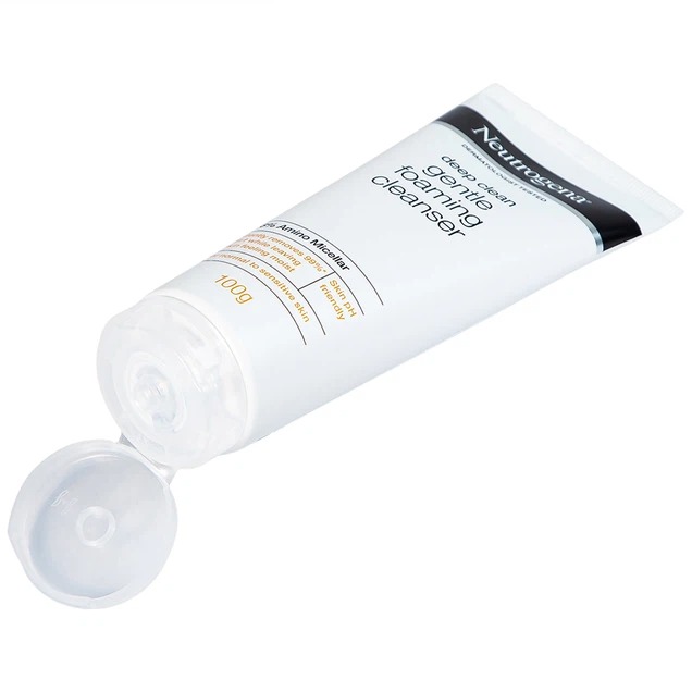 Top 5 sữa rửa mặt dưỡng ẩm an toàn, dịu nhẹ không nên bỏ qua 3