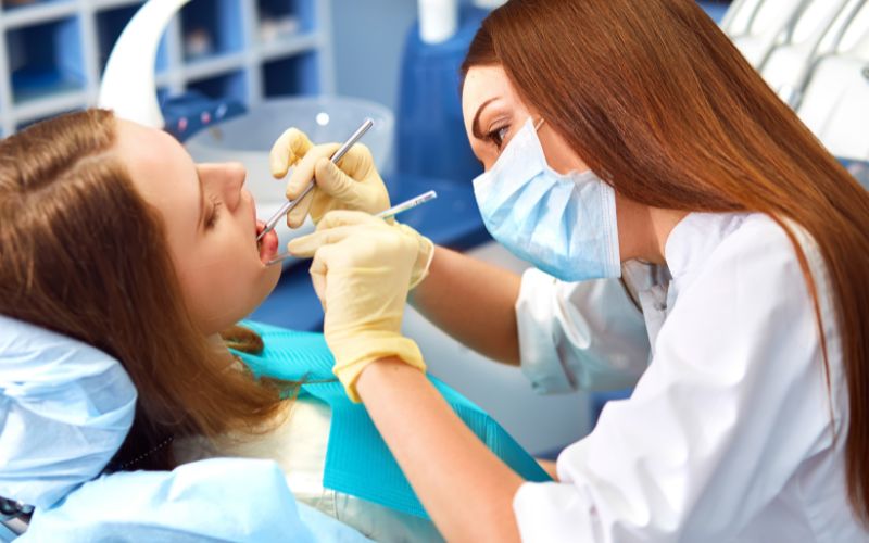 Trám răng cửa bao nhiêu tiền? Chi tiết quy trình trám răng 5