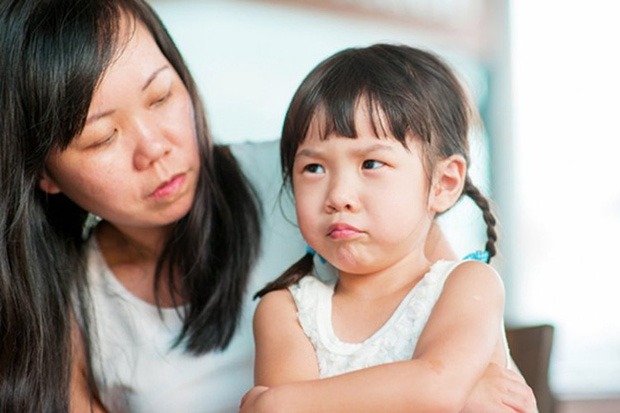 Trẻ hay cáu gắt phải làm sao? 3